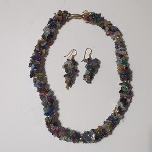 Vintage Multi Color Natural Stone Chip Wide Bead Necklace Earrings Jewelry Set
